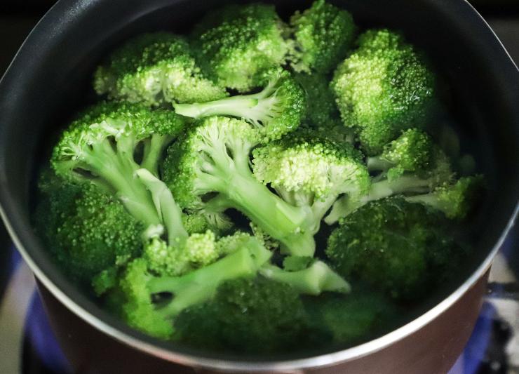 Broccoli come pulirli